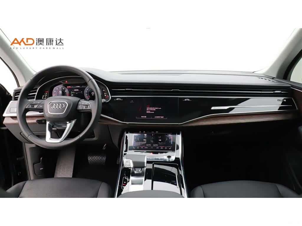 Audi Q7, 2024 все фото
