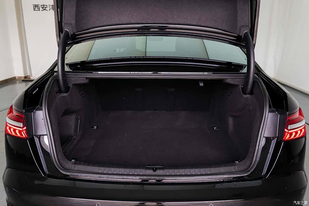 Audi A6L, 2021 10