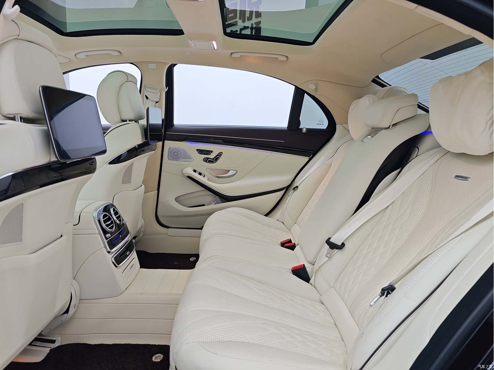 Mercedes-Benz S-Class, 2019 19