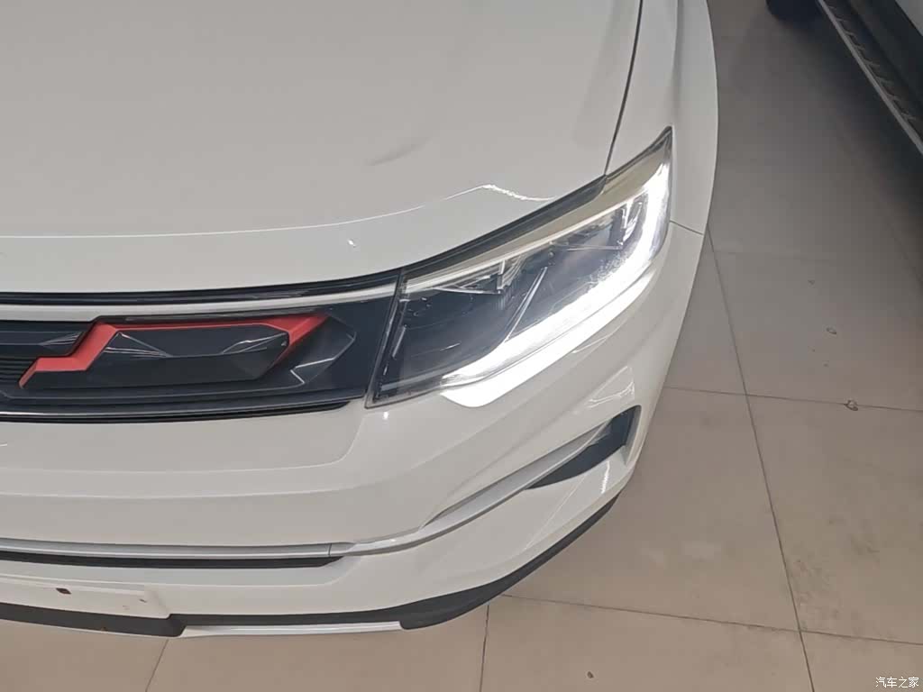 Changan CS35, 2019 24