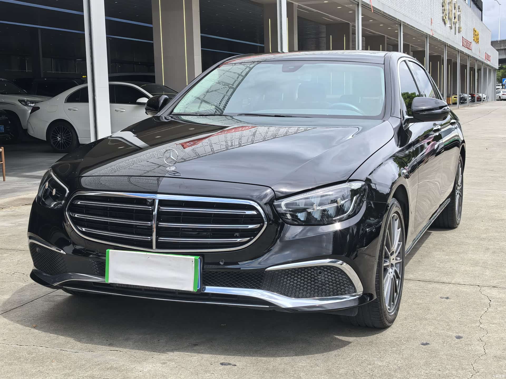 Mercedes-Benz E-Class, 2021 1
