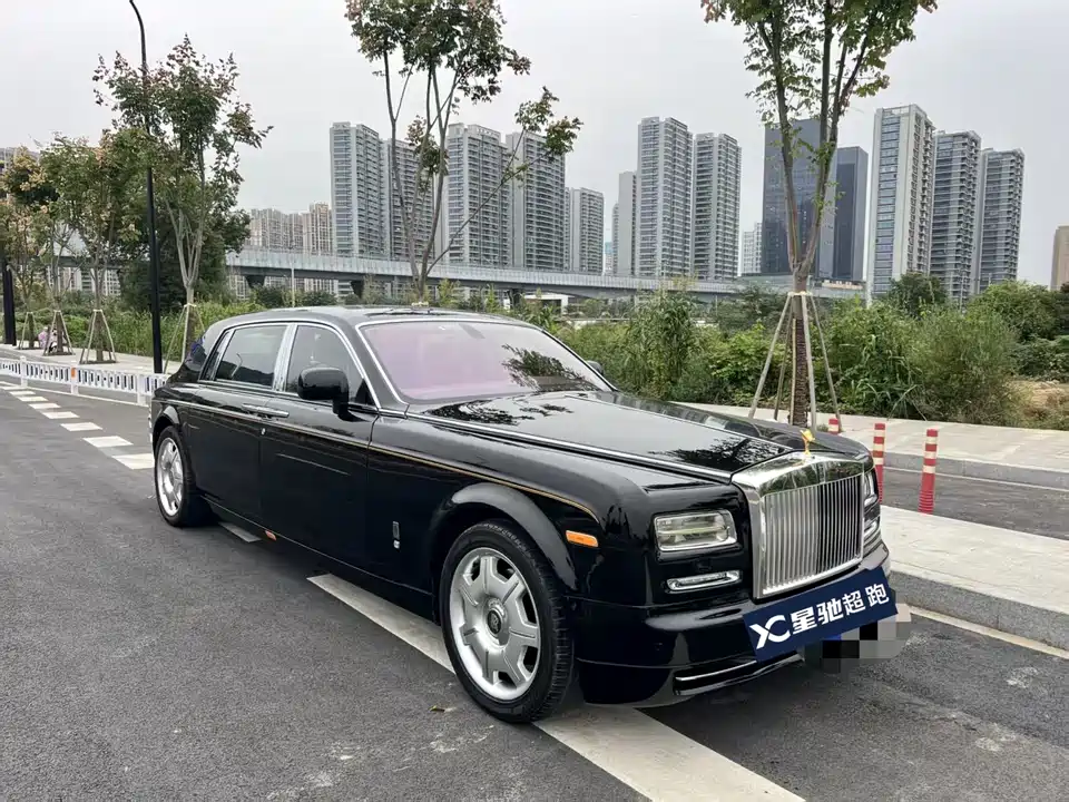 Rolls-Royce Phantom