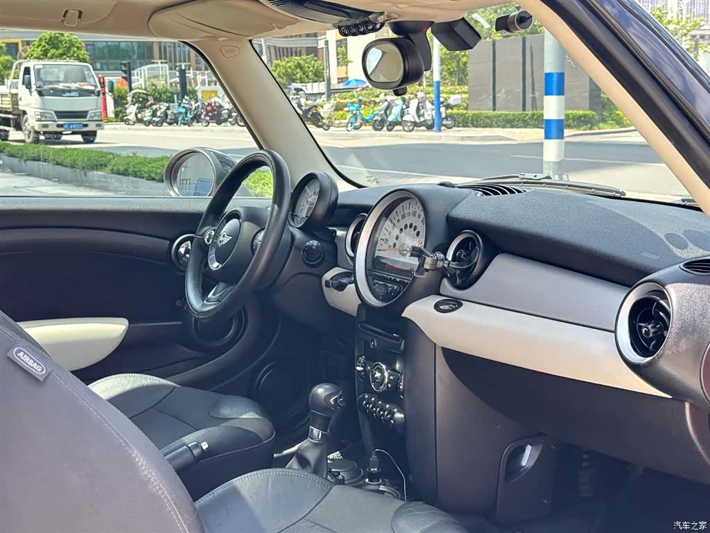 Mini Cooper, 2012 7