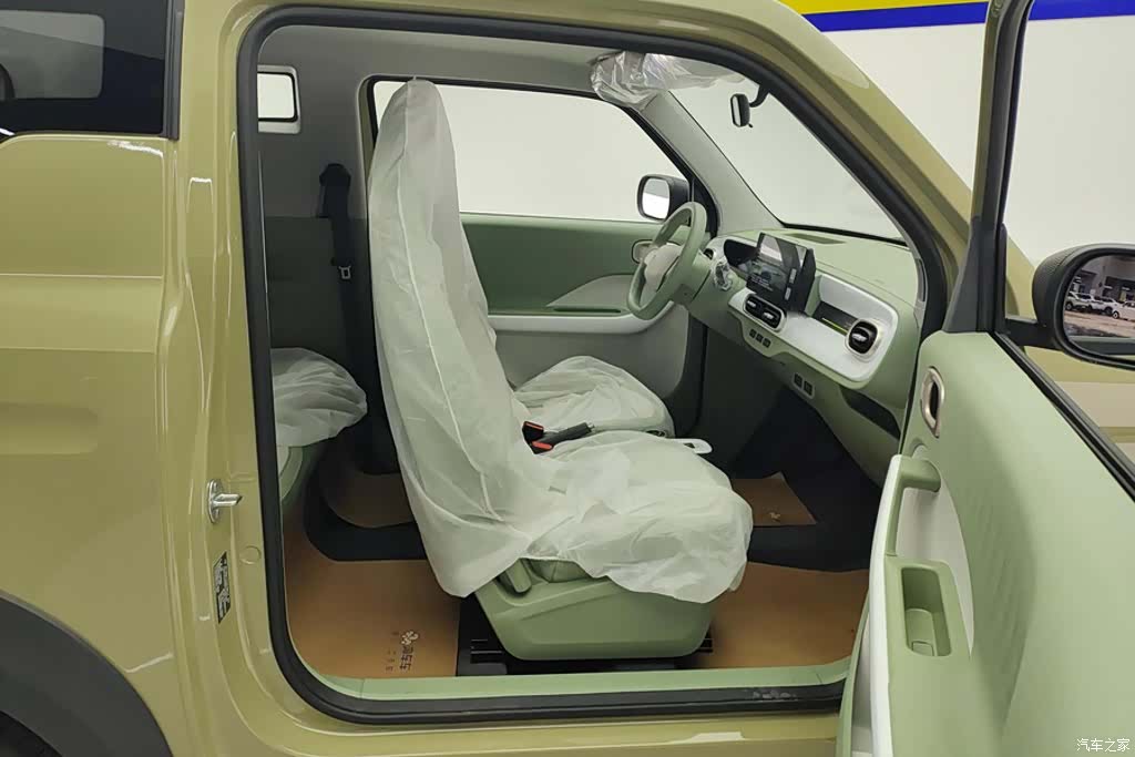 Geely Panda, 2026 8