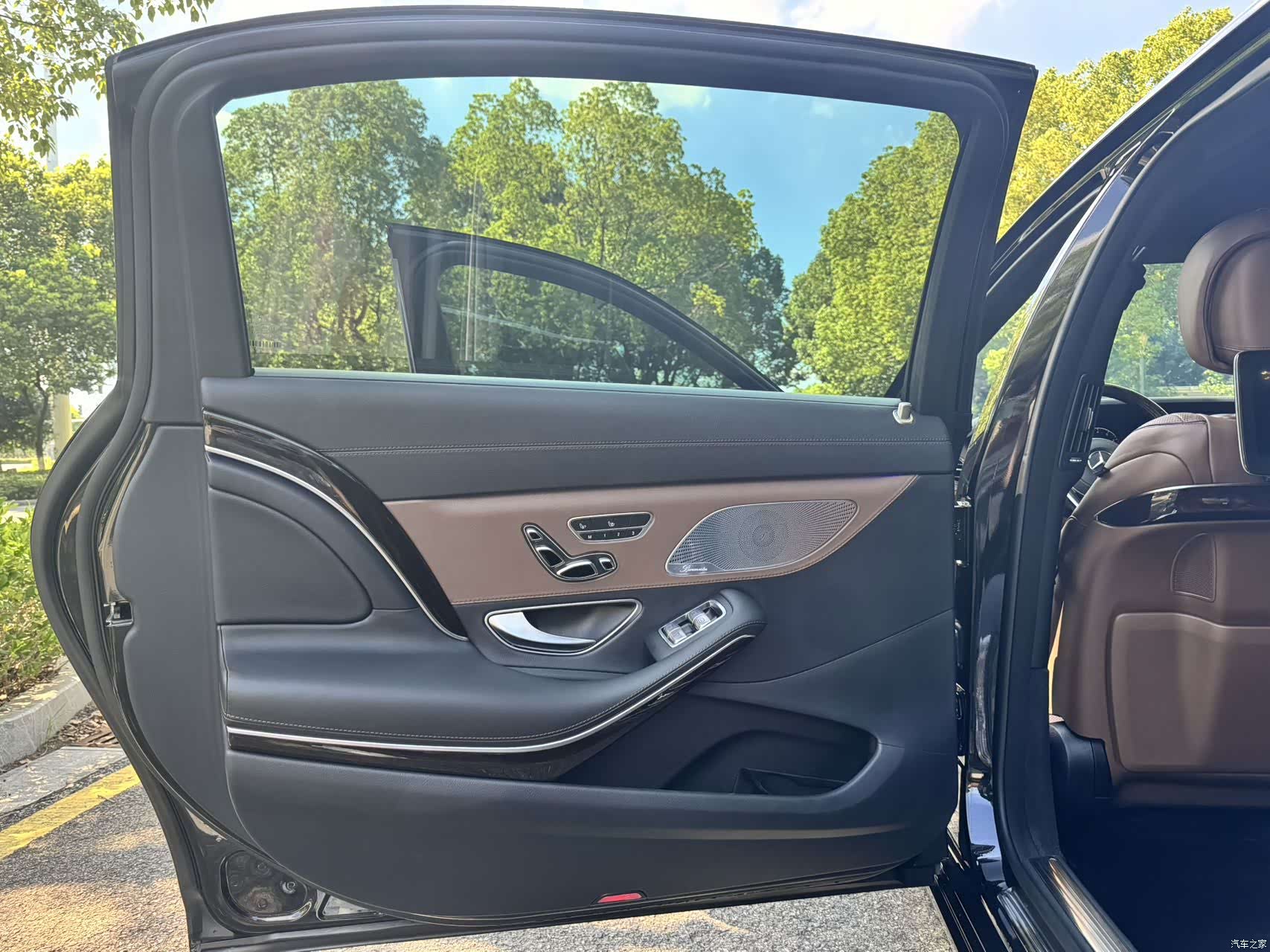 Maybach S-Class, 2019 10