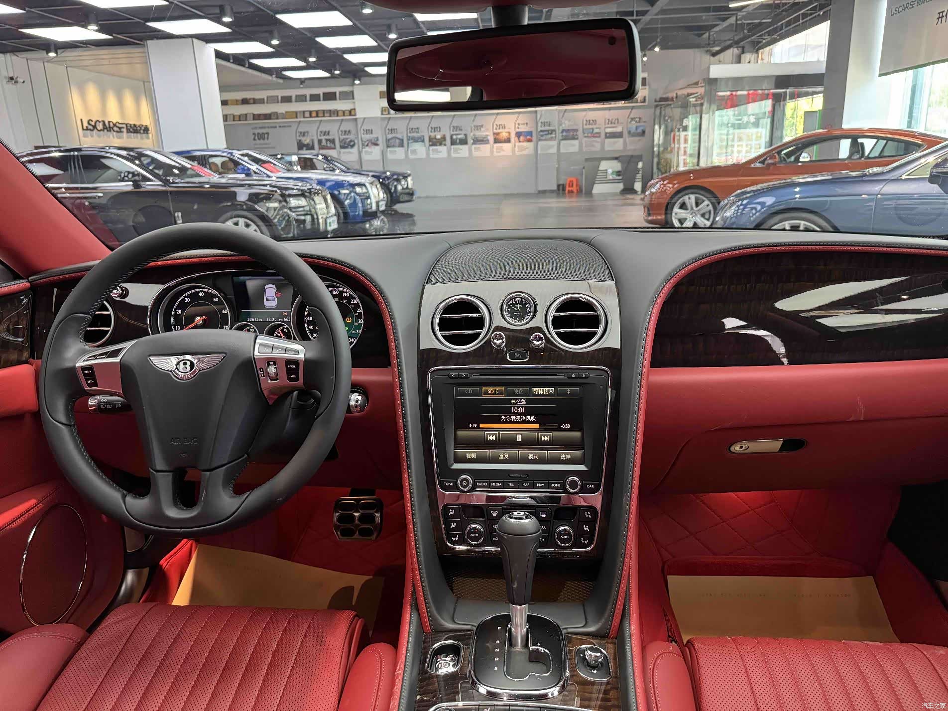 Bentley Flying Spur, 2018 8
