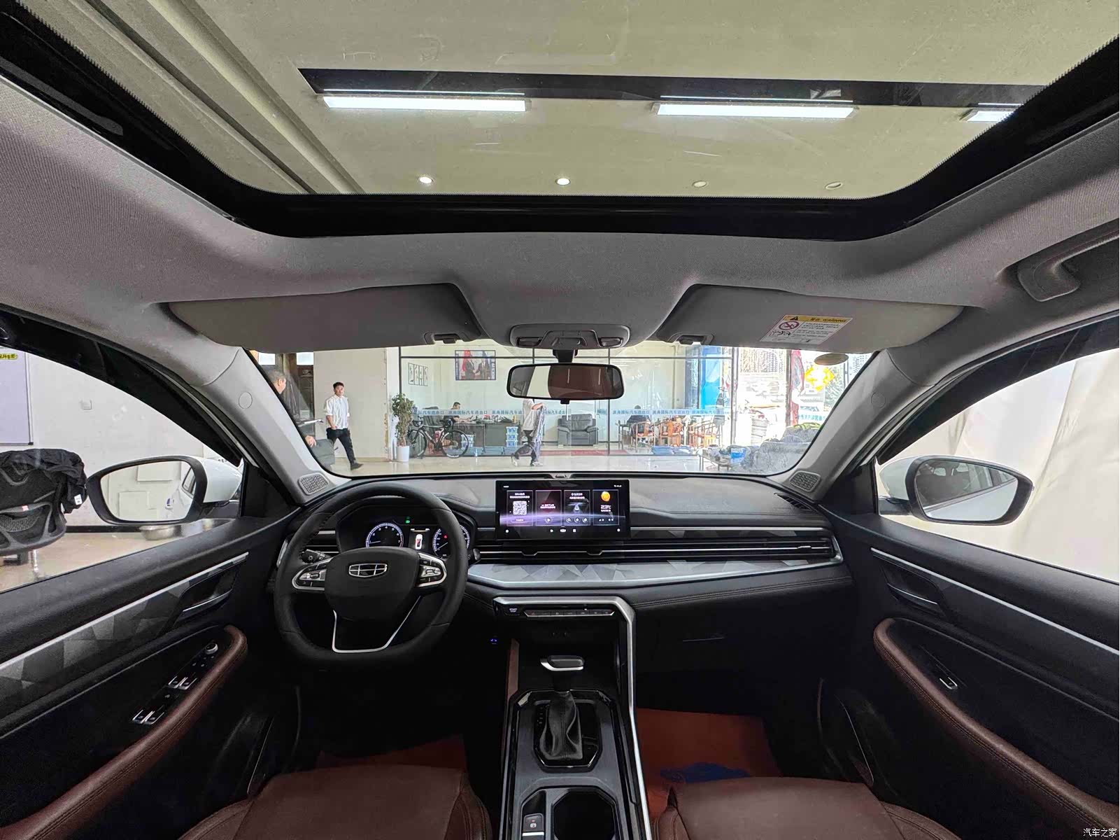 Geely X6, 2022 18