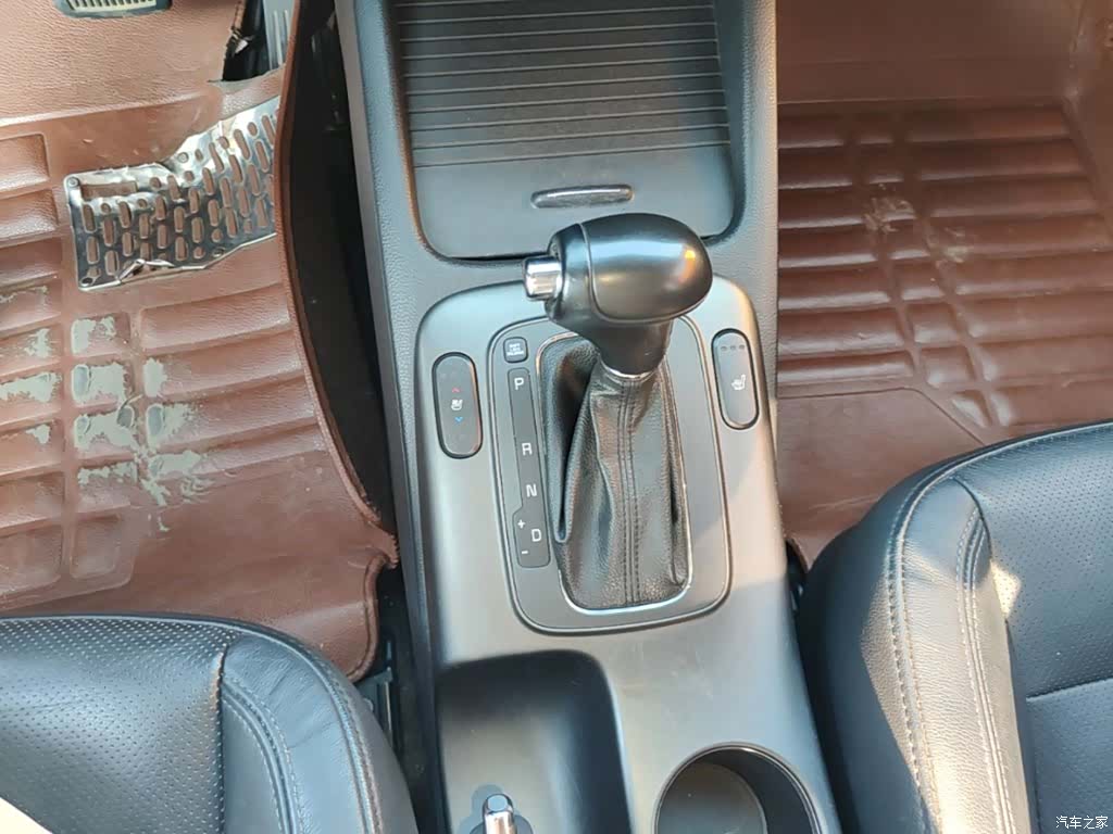 Kia K3, 2015 10