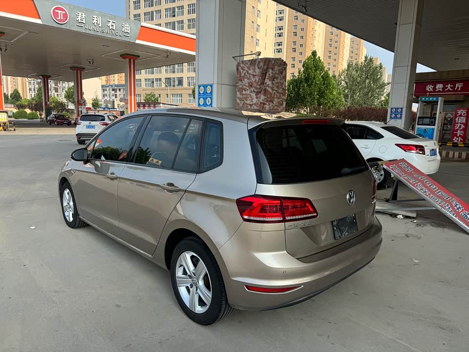 Volkswagen Golf*Jiayu Volkswagen Golf*Jiayu