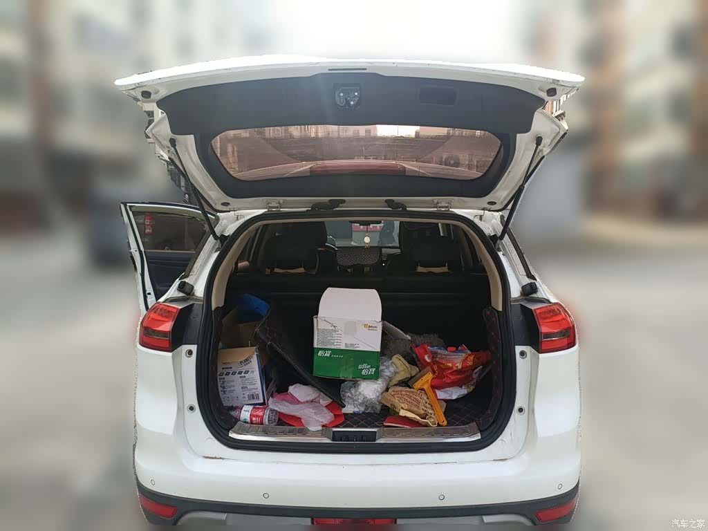 Geely Boyue, 2016 15