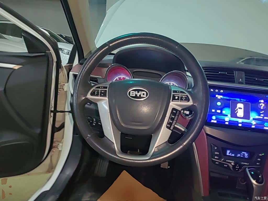 BYD G5, 2014 11