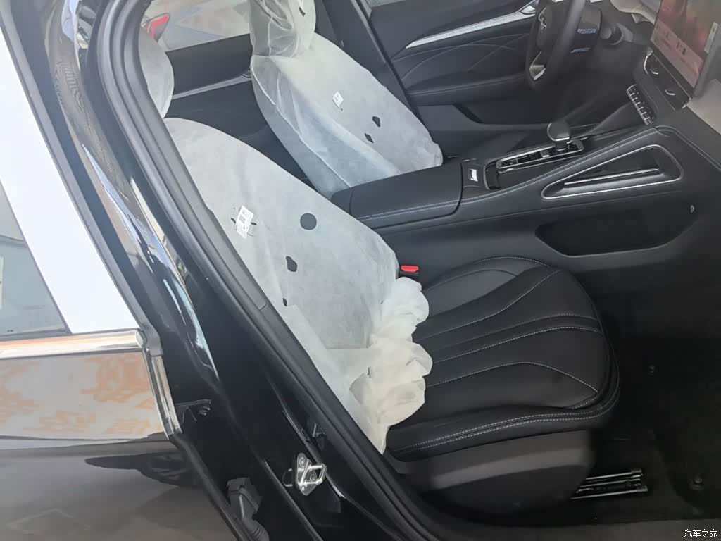 Geely Preface, 2026 25