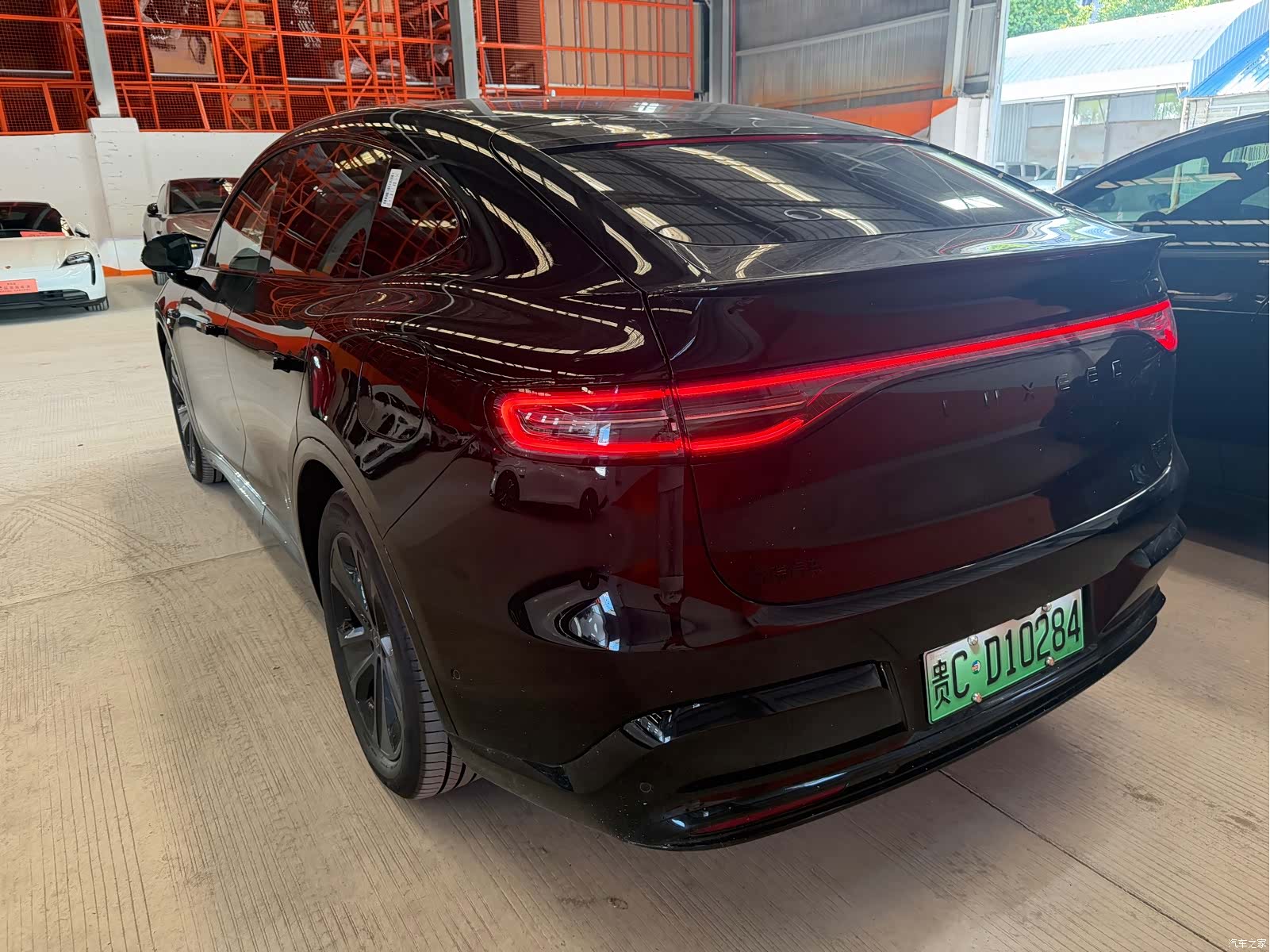 Luxeed R7, 2025 7