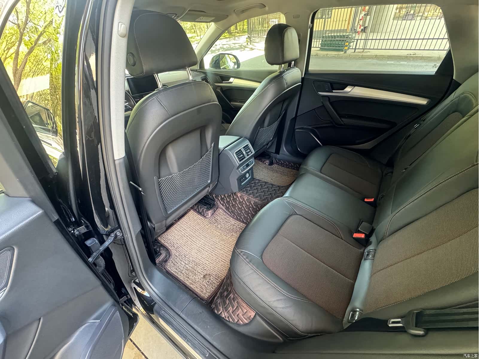 Audi Q5L, 2019 10