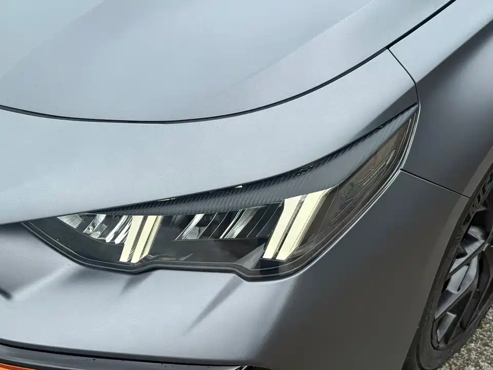 Trumpchi Shadow Leopard