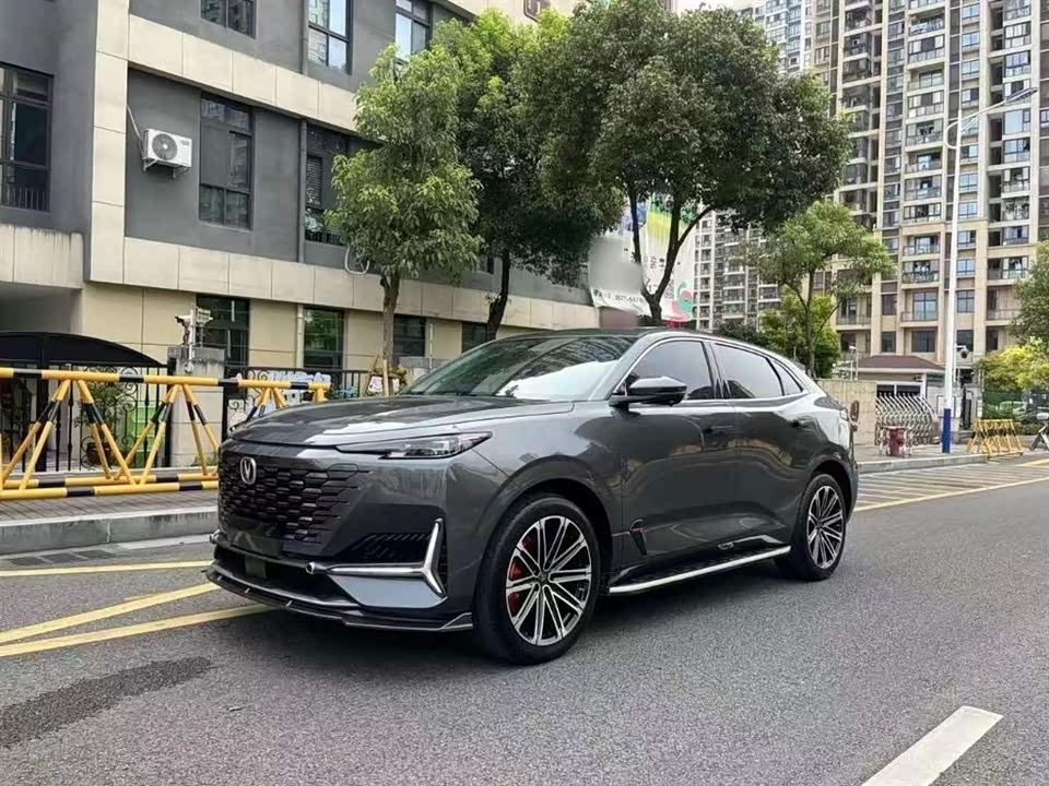 Changan UNI-K Smart iDD