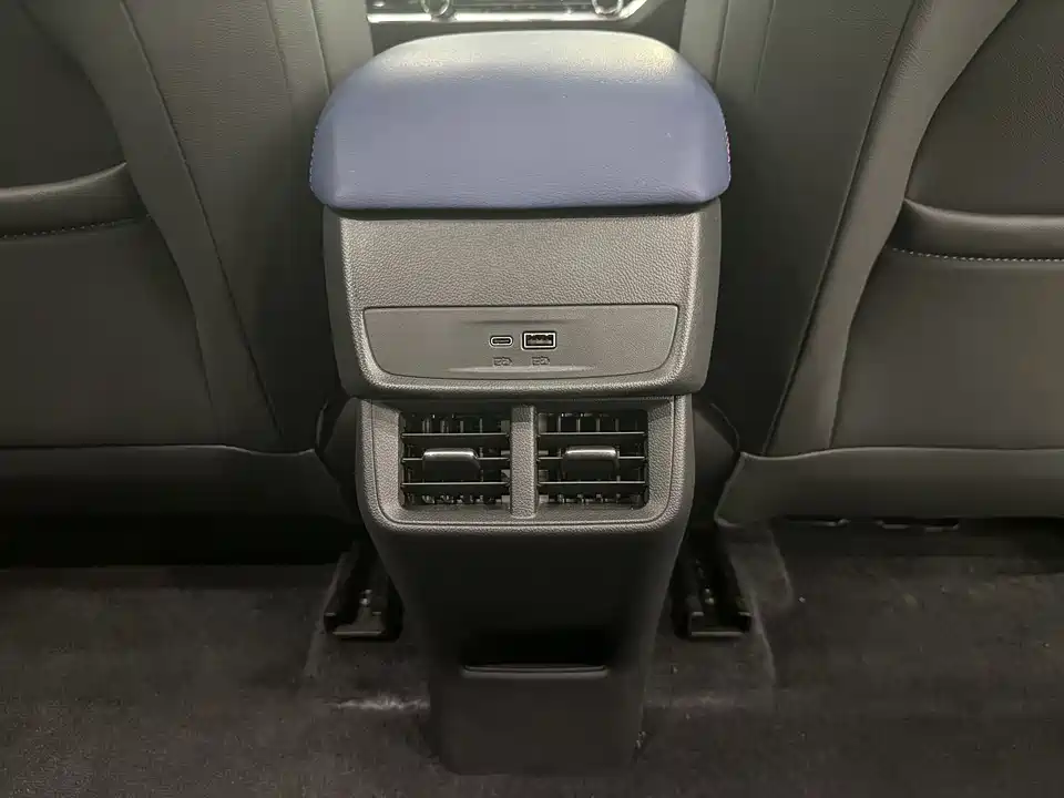 Chevrolet Explorer Plus