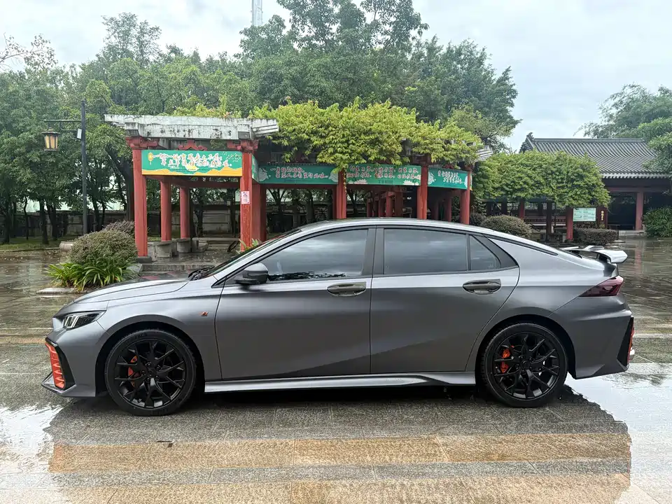 Trumpchi Shadow Leopard