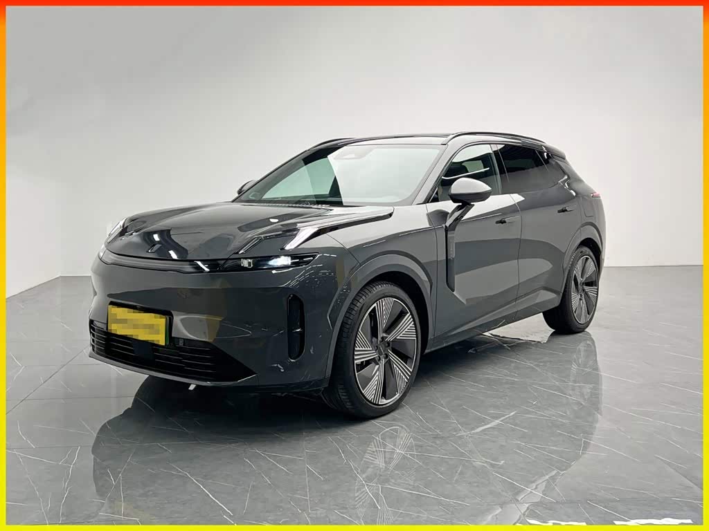 Lynk & Co 08 EM-P