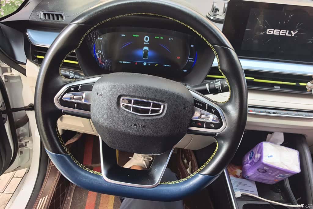 Geely EX3, 2022 15