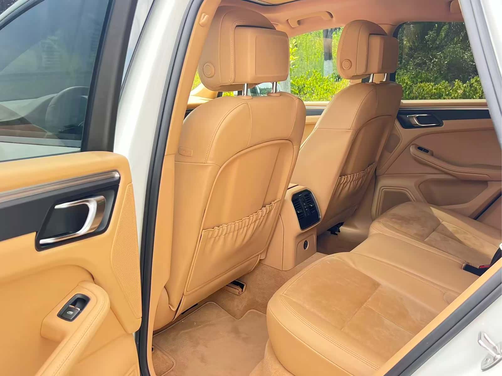 Porsche Macan, 2018 все фото