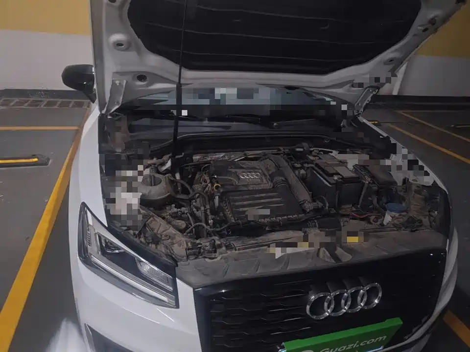 Audi Q2L