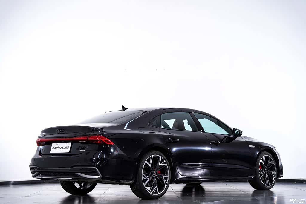 Audi A7L, 2025 6