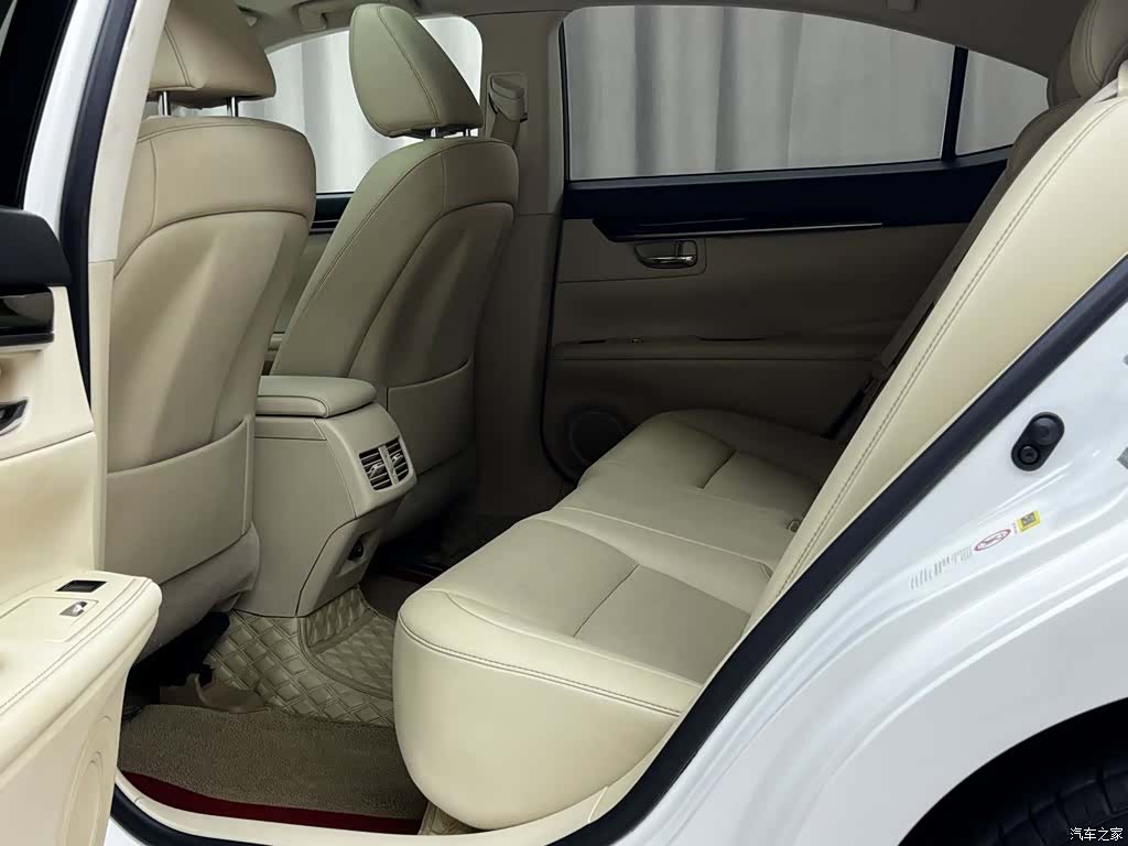 Lexus ES, 2014 все фото