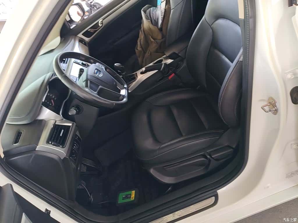 Geely Emgrand, 2016 15