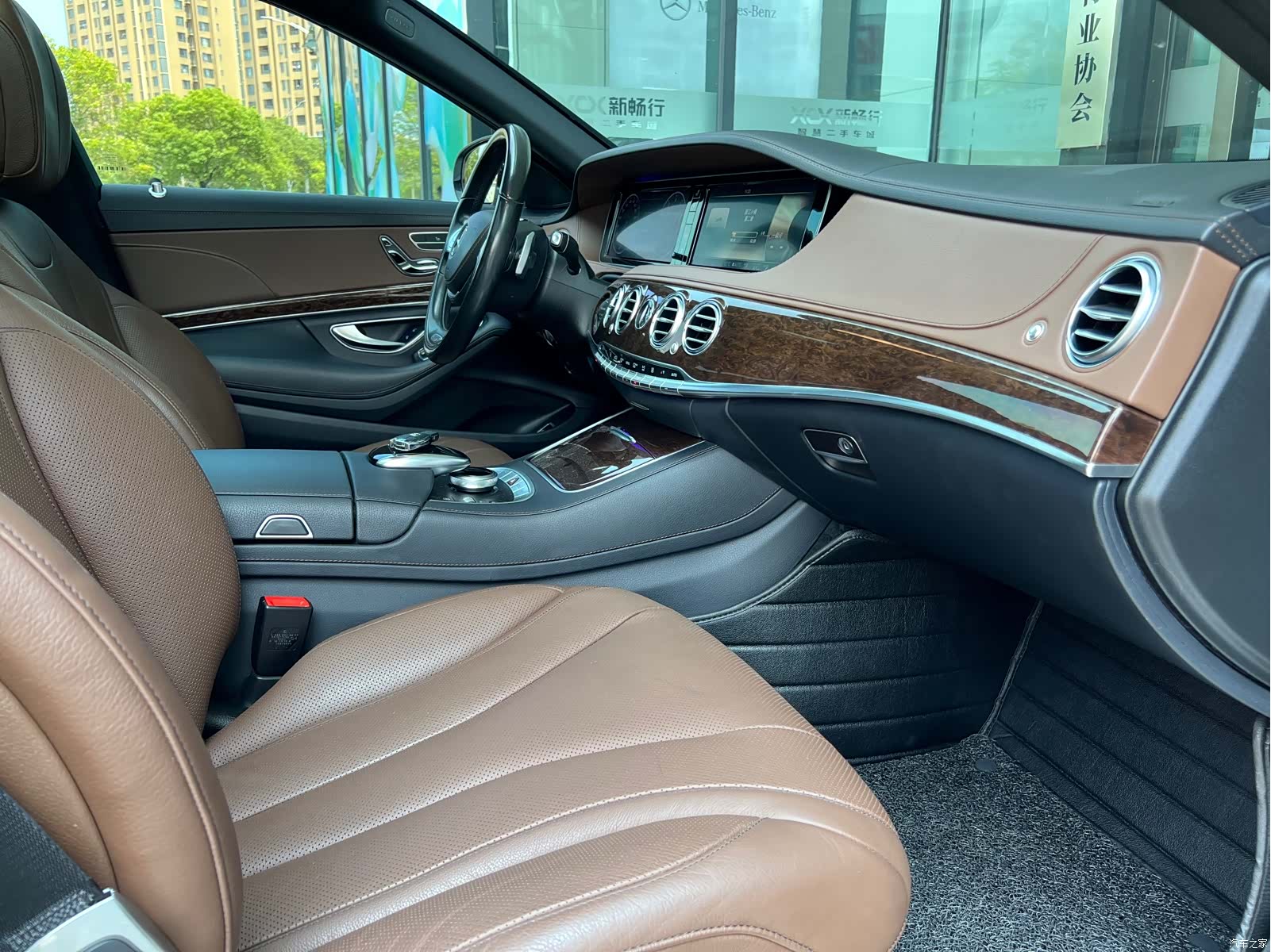 Mercedes-Benz S-Class, 2015 18