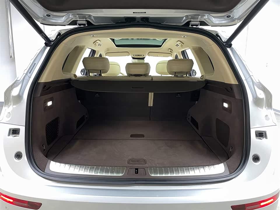 AITO Ask the world M7