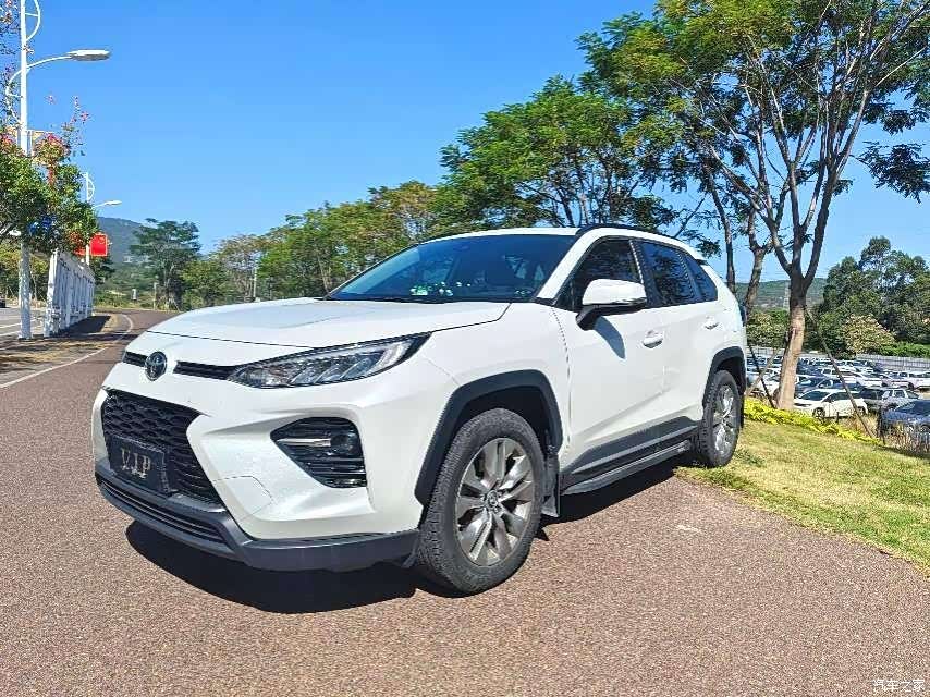 Toyota Wildlander, 2022 2
