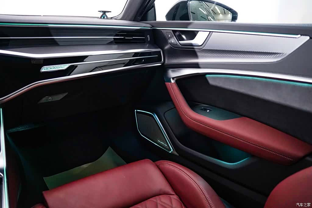 Audi A7L, 2025 24