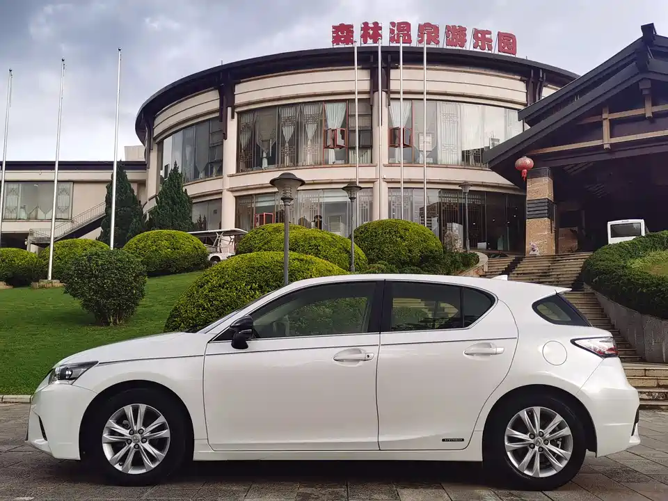 Lexus CT