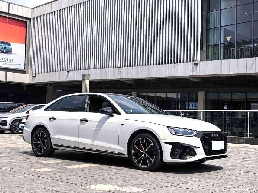Audi A4L, 2022 2