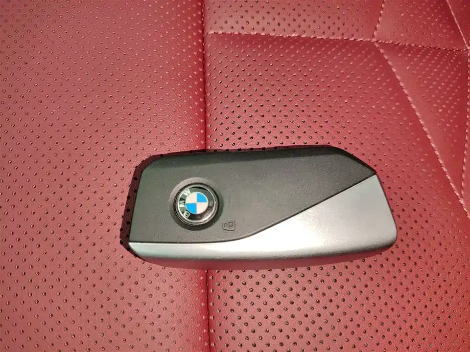 BMW i5