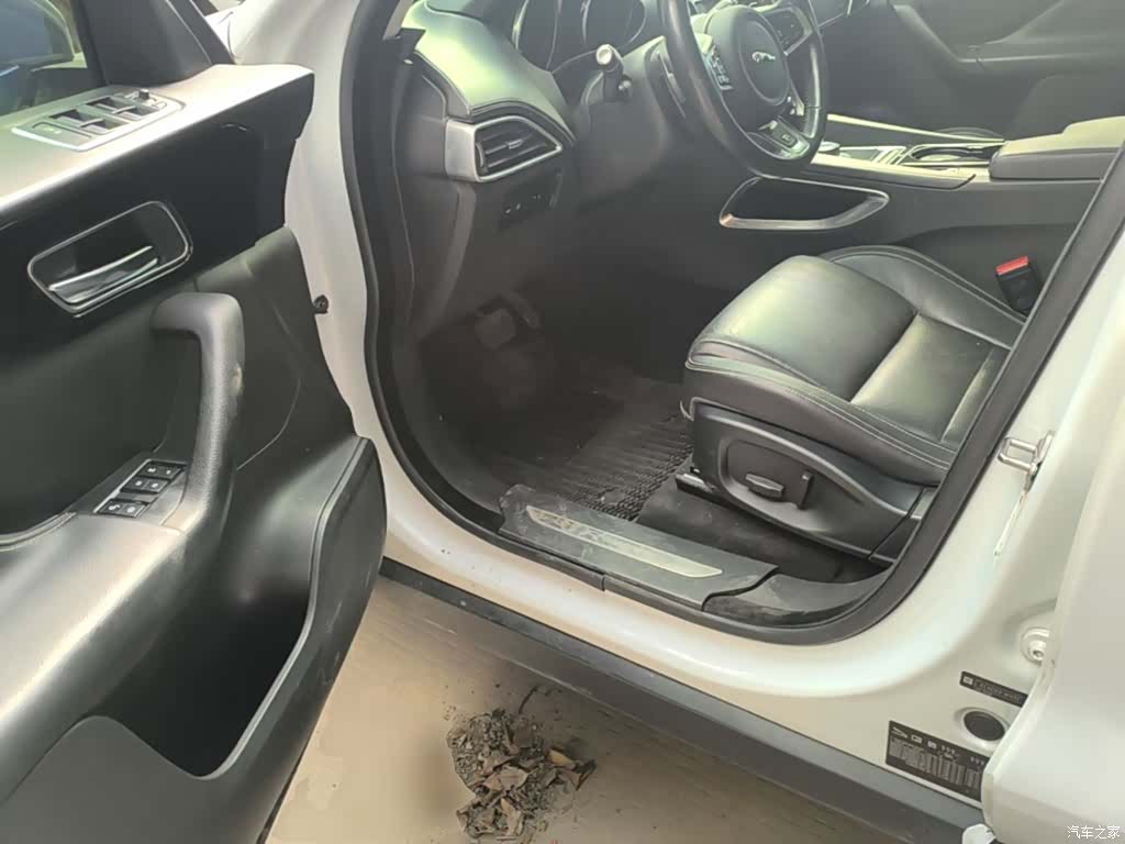 Jaguar F-PACE, 2016 16