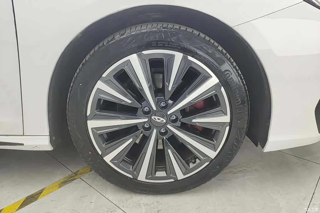 Chery Arrizo 8, 2024 6
