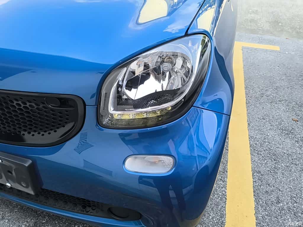 Smart Fortwo, 2019 24