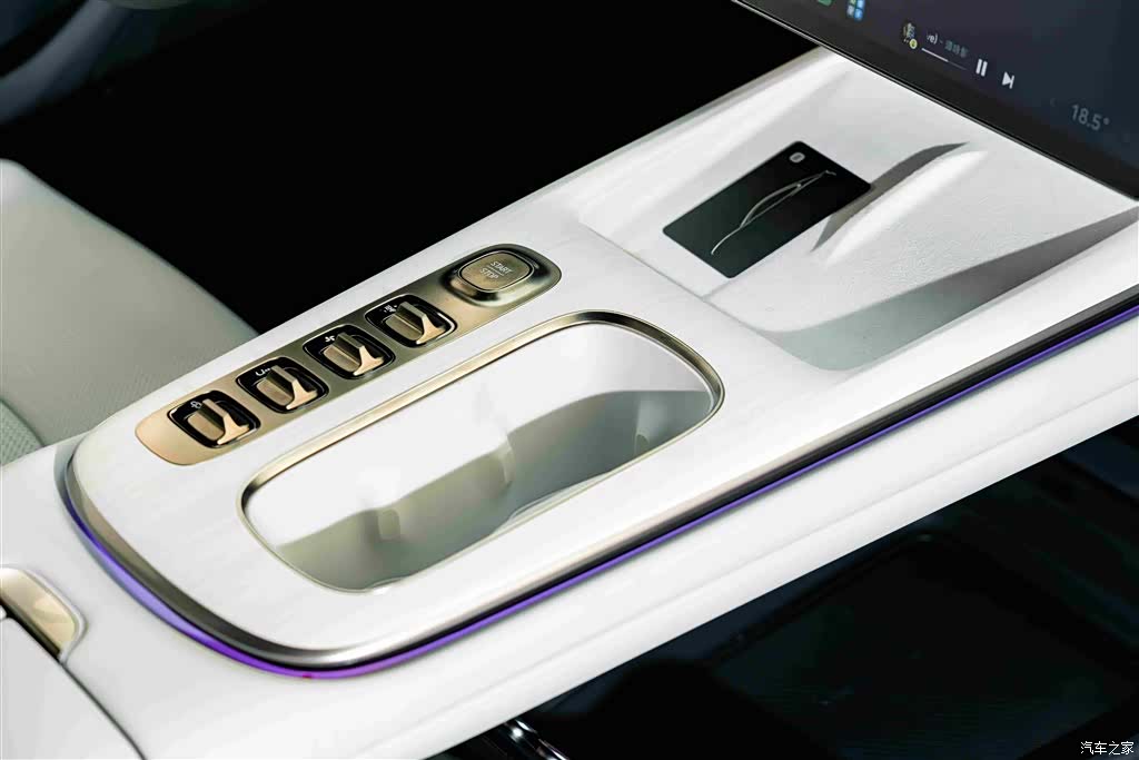 Xiaomi SU7, 2024 19