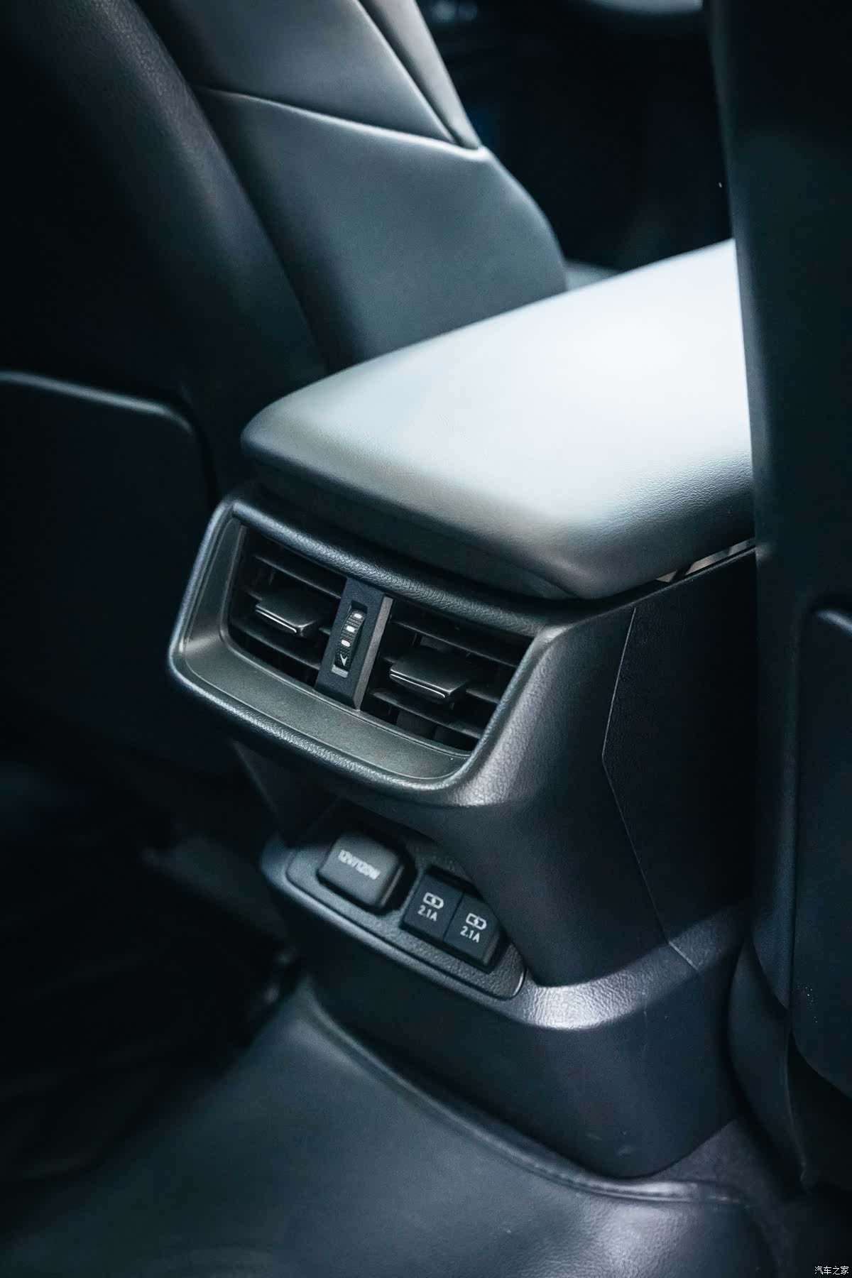 Lexus ES, 2020 19
