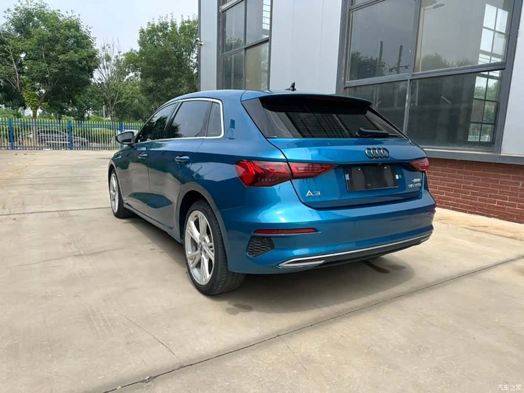 Audi A3, 2022 все фото