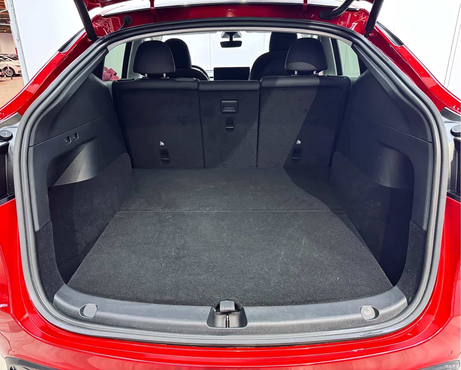 Tesla Model Y, 2021 21