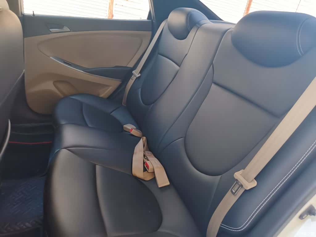 Hyundai GLX, 2016 17