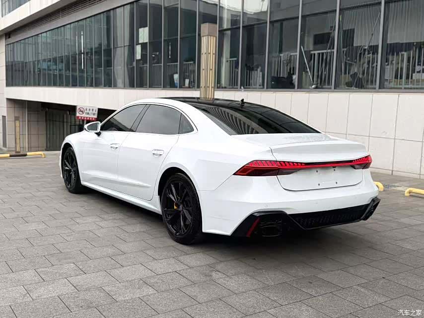 Audi A7L, 2023 10