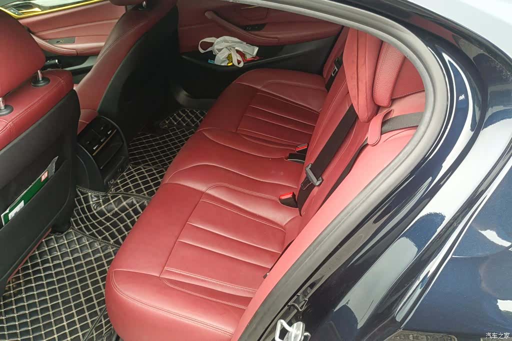 BMW 5 Series, 2017 11