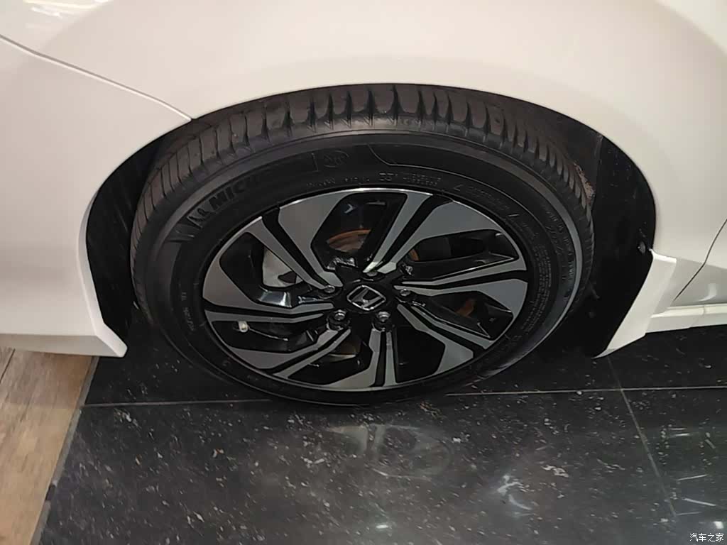 Honda Crider, 2017 23