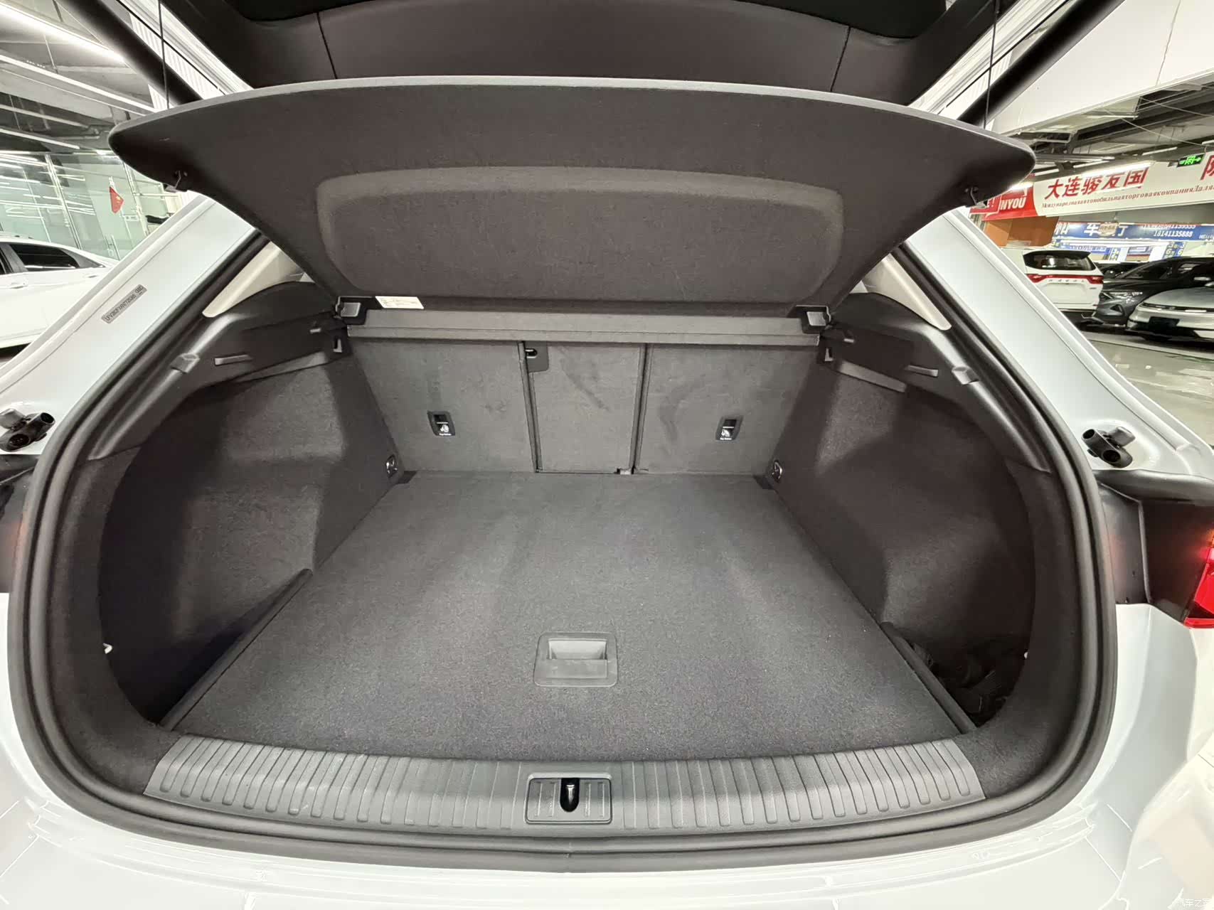 Audi Q3, 2022 13