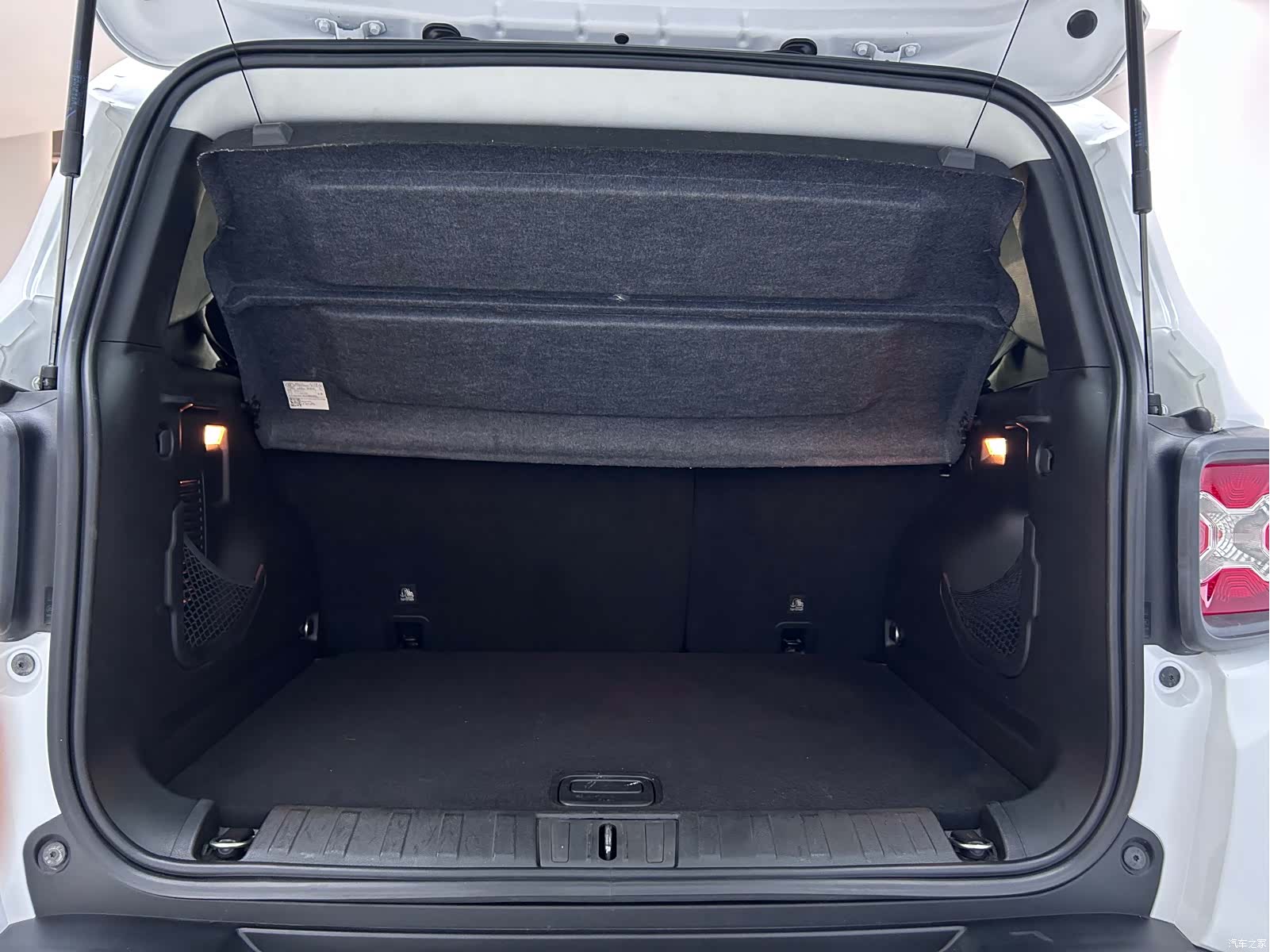 Jeep Renegade, 2018 21