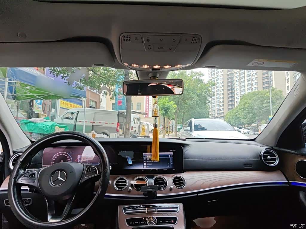 Mercedes-Benz E-Class, 2018 6
